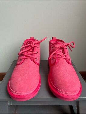 UGG Women Neumel Suede Boots - NEW NWOB